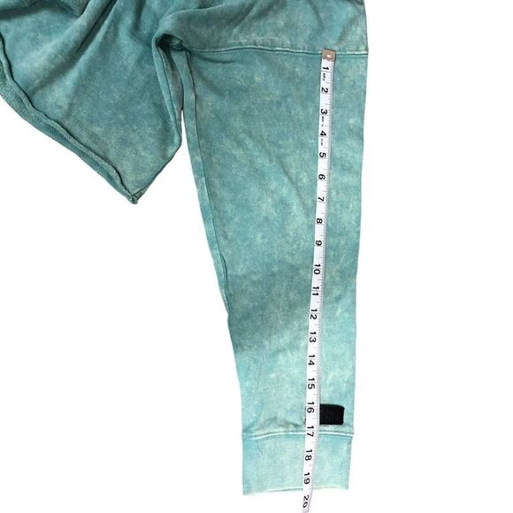 DKNY Hoodie Drawstring Cropped Green Yellow Tie Dye Left Chest Logo Pullover XL - Picture 6 of 15